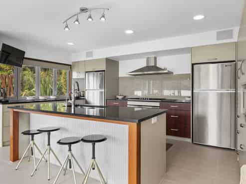 26 Whakamoenga Point, Acacia Bay