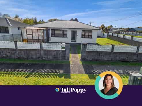 102 Brecon Road, Stratford