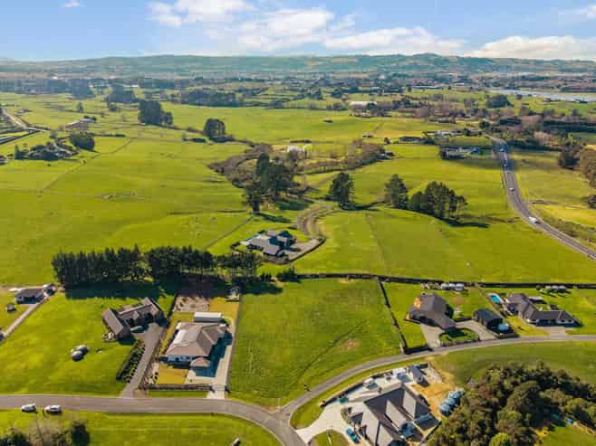 22 Karaka Village School Lane, Karaka