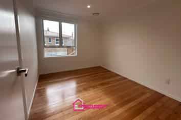 207  Tony Avenue, Thames