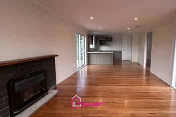 207  Tony Avenue, Thames