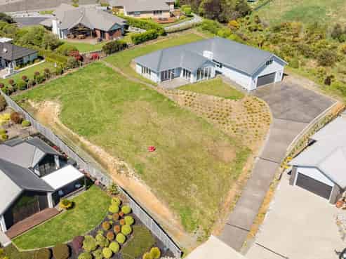 32 Piwakawaka Drive, Stoke