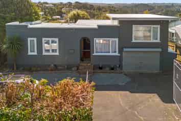 230 Upper Harbour Drive, Greenhithe