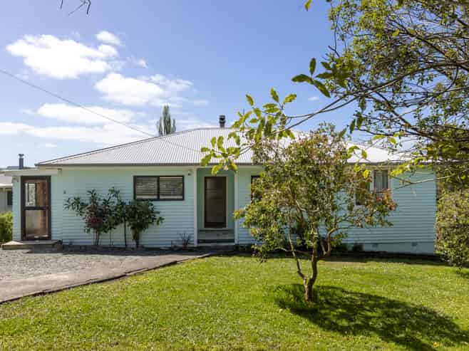 52 Coronation Street, Te Hana