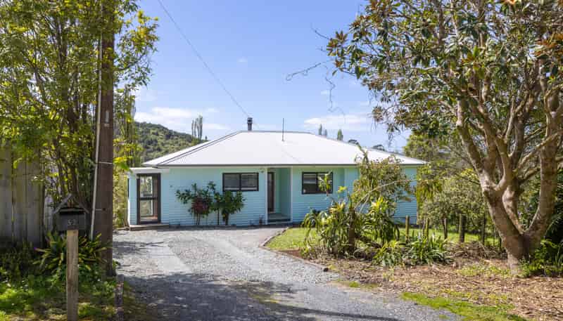 52 Coronation Street, Te Hana