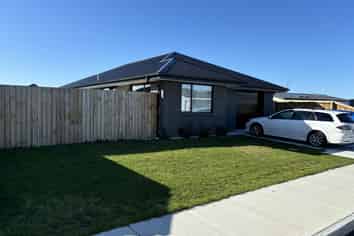 6 Higgins Street, Ravenswood