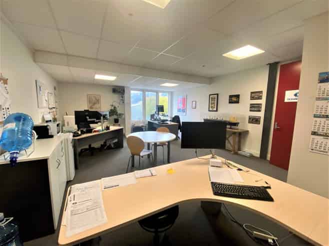 Premium Ahuriri office