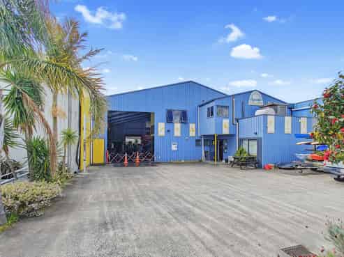 104 Lindsay Road, Whangamata