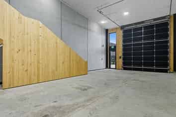 Quality unit must be sold!