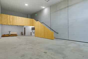 Quality unit must be sold!