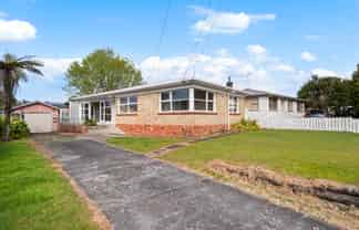 21 McKean Ave, Manurewa