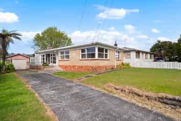 21 McKean Ave, Manurewa