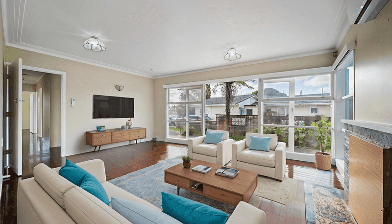 21 McKean Ave, Manurewa