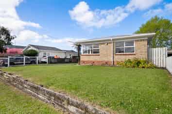 21 McKean Ave, Manurewa