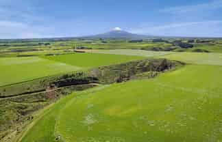 0n Mountain Road, Normanby