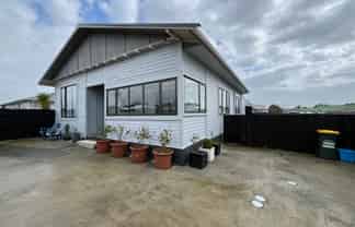 93 Tiro Tiro Road, Levin