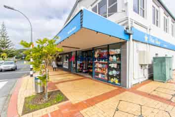 High Profile Retail Corner