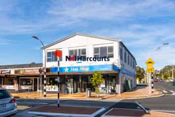 High Profile Retail Corner