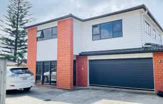 11B Lochinver Road, Papatoetoe