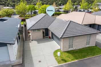 6 Rire Hau Lane, Pyes Pa