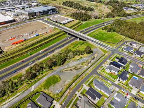 SUBDIVISIBLE RESIDENTIAL IN MILLDALE
