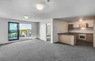 41/241 Hinemoa Street, Birkenhead