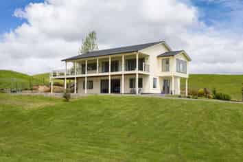63A Knight Road, Dannevirke