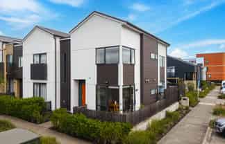 1/25 Sidney Wallingford Way, Hobsonville