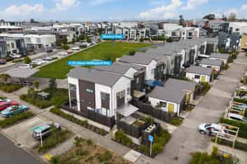 1/25 Sidney Wallingford Way, Hobsonville