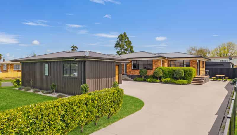 32 Sandspit Road, Waiuku