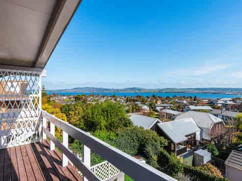 9 Kempton Place, Richmond Heights