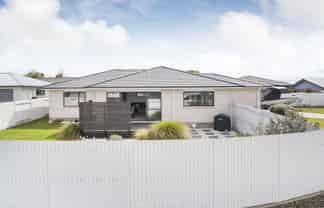 6 Wescombe Grove, FEILDING