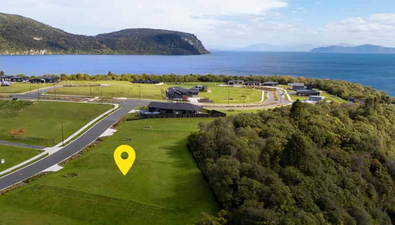 7 Otaketake Drive, Kinloch