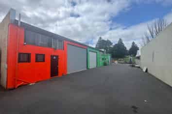 Versatile 220m² Industrial Space – Papakura