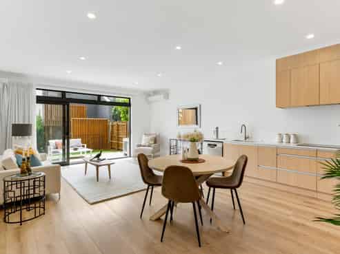 9 Hudson Bay Road, Hobsonville