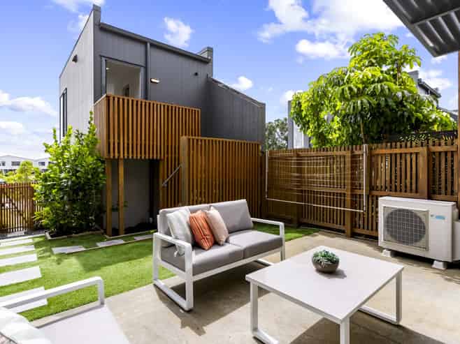 9 Hudson Bay Road, Hobsonville