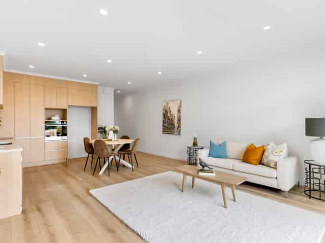 9 Hudson Bay Road, Hobsonville