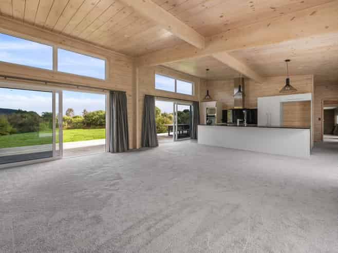 24 Lacebark Drive, Kinloch