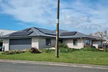 7 Lake View Road, Waipukurau