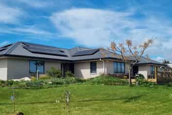 7 Lake View Road, Waipukurau