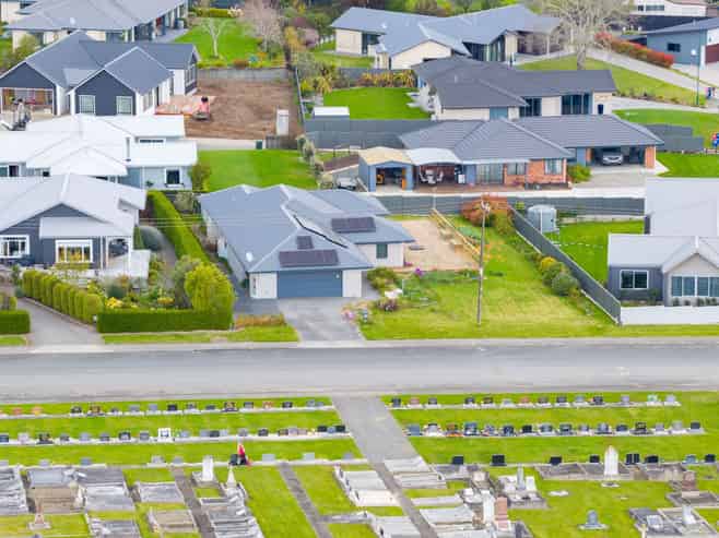 7 Lake View Road, Waipukurau