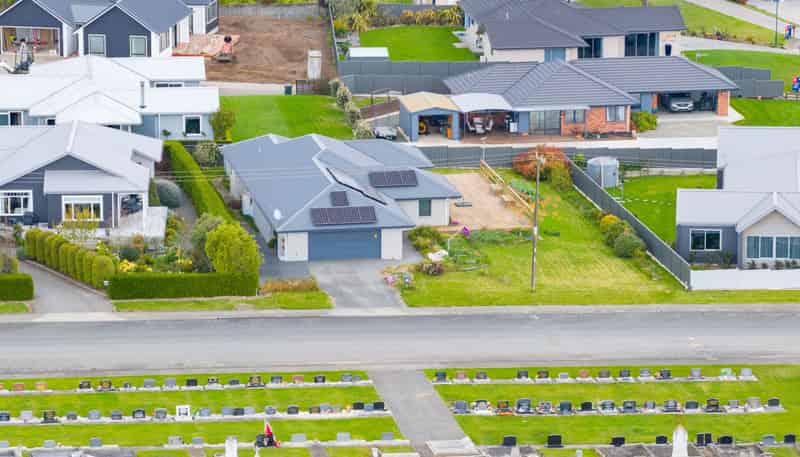 7 Lake View Road, Waipukurau