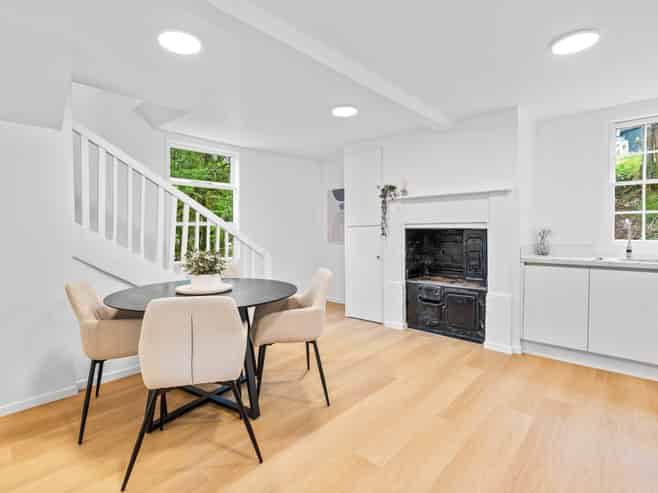 16 Dalry Street, Mornington