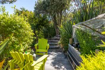 31 The Cliffs, Britannia Heights