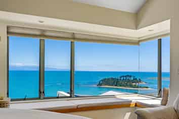 31 The Cliffs, Britannia Heights