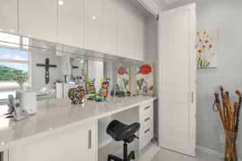 2/4 Gill Road, Eastbourne