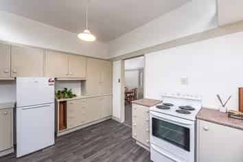 B/8 Brassey Road, Saint Johns Hill