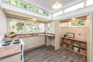 B/8 Brassey Road, Saint Johns Hill