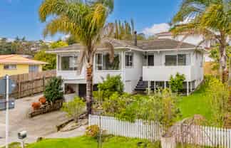 46 Awaruku Road, Torbay