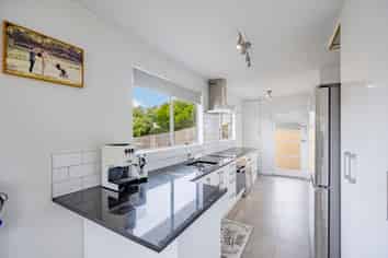 46 Awaruku Road, Torbay